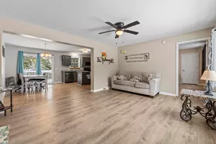 55 Fox Ridge Dr, Berwick, ME 03901 - Photo 8