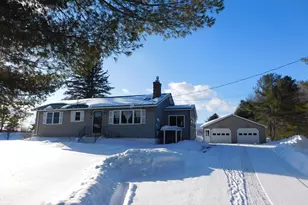 8 Black Stream Dr, Levant, ME 04456 - Photo 2