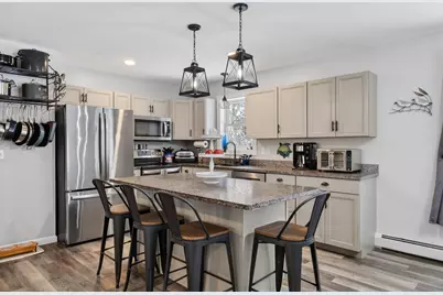 1525 Roosevelt Trail, Raymond, ME 04071 - Photo 10