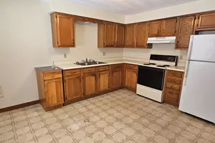 30 Hazelwood Ave, Waterville, ME 04901 - Photo 2