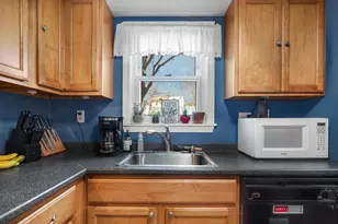 826 Ohio St, Bangor, ME 04401 - Photo 6