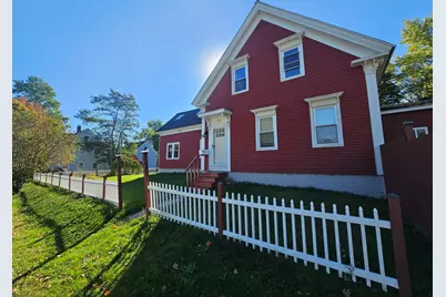 218 Highland Avenue, Gardiner, ME 04345 - Photo 1