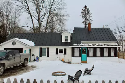 154 Greenwood Avenue, Farmington, ME 04938 - Photo 2