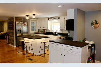 154 Greenwood Avenue, Farmington, ME 04938 - Photo 10