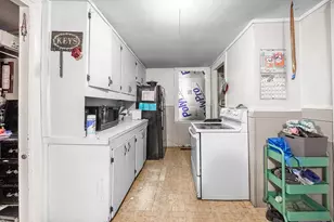 32 Center St, Kenduskeag, ME 04450 - Photo 18