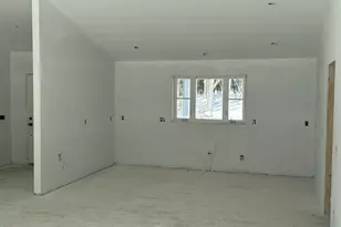 23 Forest Glen Ln, Topsham, ME 04086 - Photo 8