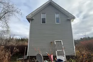 20 Main St, Sangerville, ME 04479 - Photo 10