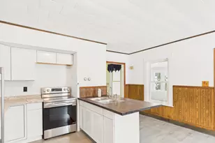 114 Exchange St, Ashland, ME 04732 - Photo 20