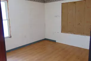 17 Edwards St, Lincoln, ME 04457 - Photo 8