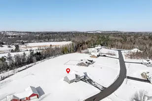 26 Knl Crst Dr, Bangor, ME 04401 - Photo 10