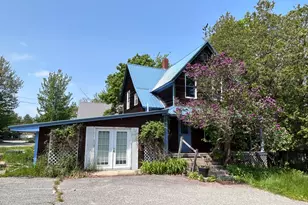 20 Wesley Ave, Southwest Harbor, ME 04679 - Photo 2