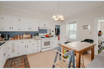 32 Melbourne Street, Portland, ME 04101 - Photo 36