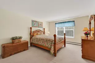 10 Country Dr, Old Orchard Beach, ME 04064 - Photo 16