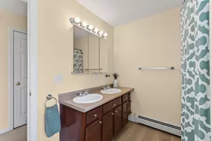 10 Country Dr, Old Orchard Beach, ME 04064 - Photo 20