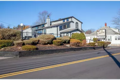 136 W Grand Avenue, Old Orchard Beach, ME 04064 - Photo 36