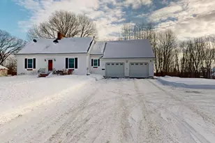 578 Main St, Monmouth, ME 04259 - Photo 1