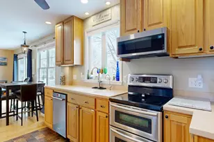 578 Main St, Monmouth, ME 04259 - Photo 4