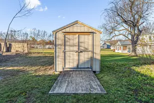 7 W Branch St, Kingfield, ME 04947 - Photo 32