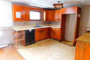 56 Cooper St, Machias, ME 04654 - Photo 8