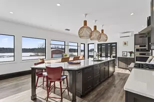 1275 Sawyer Rd, Cape Elizabeth, ME 04107 - Photo 4