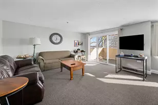 1373 Post Rd, Wells, ME 04090 - Photo 8