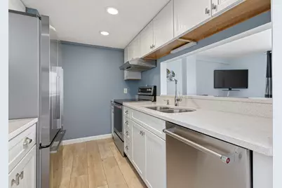 191 E Grand Avenue #305, Old Orchard Beach, ME 04064 - Photo 12