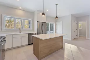 11 Peabody Ln, Saco, ME 04072 - Photo 10