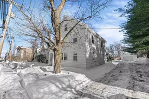 83 Pleasant St, Waterville, ME 04901 - Photo 4