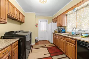 83 Pleasant St, Waterville, ME 04901 - Photo 8