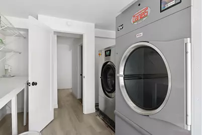 337 Commercial Street, Rockport, ME 04856 - Photo 10