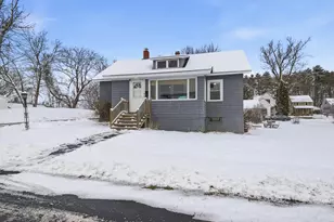 13 Longwood Ave, Augusta, ME 04330 - Photo 2