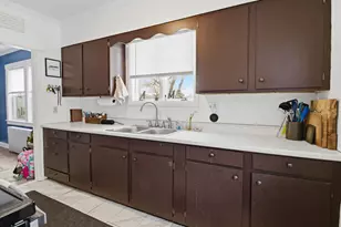 13 Longwood Ave, Augusta, ME 04330 - Photo 6