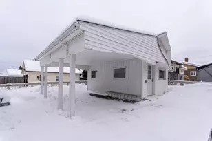 288 French St, Madawaska, ME 04756 - Photo 4