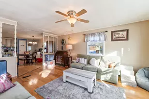 49 Sandalwood Cir, Kittery, ME 03904 - Photo 8