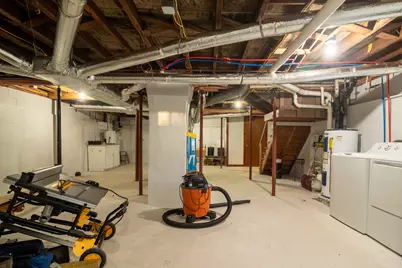 546 Broadway, Bangor, ME 04401 - Photo 60