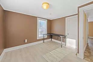 59 Thatcher St, Bangor, ME 04401 - Photo 8