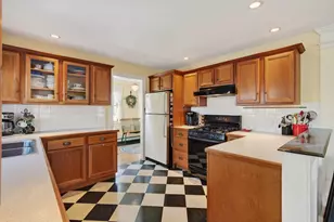 124 Granite Point Rd, Biddeford, ME 04005 - Photo 10