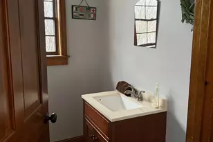 145 Main St, Thomaston, ME 04861 - Photo 10