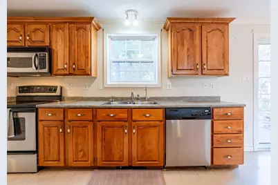 79 Frost Street, Portland, ME 04102 - Photo 10