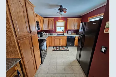 24 Bailey Avenue, Lewiston, ME 04240 - Photo 4