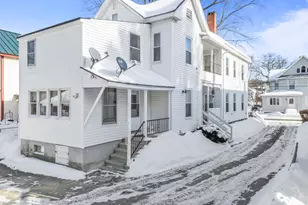 10 Maple St, Augusta, ME 04330 - Photo 4