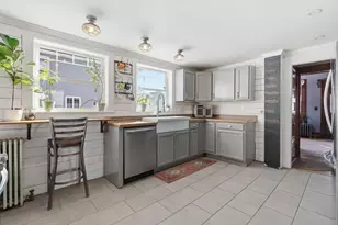 89 Whitney St, Auburn, ME 04210 - Photo 2