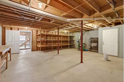 44 W Bates Street, Auburn, ME 04210 - Photo 36