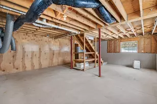 44 W Bates St, Auburn, ME 04210 - Photo 34