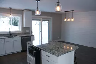 111 Barton St, Presque Isle, ME 04769 - Photo 8