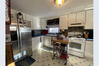 41 Crescent Street, Skowhegan, ME 04976 - Photo 10