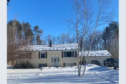 41 Crescent Street, Skowhegan, ME 04976 - Photo 2