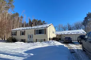 41 Crescent St, Skowhegan, ME 04976 - Photo 6