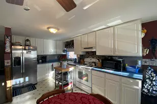 41 Crescent St, Skowhegan, ME 04976 - Photo 14