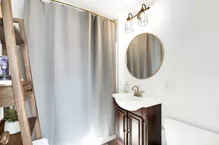 29 Main St, Kittery, ME 03904 - Photo 14